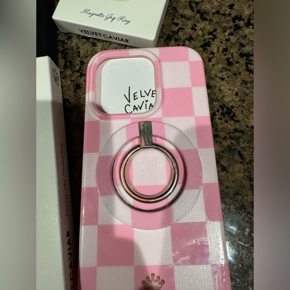 Velvet Cavier phone case with magnetic with magsafe grip ring for iPhone 15pro - Picture 2 of 9